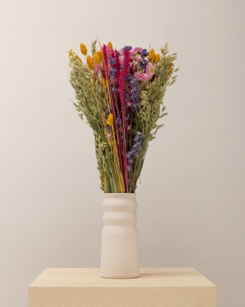Ramo de flores secas trendy...