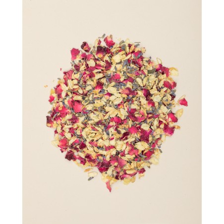 confeti biodegradable de petalos de flor seca memorial
